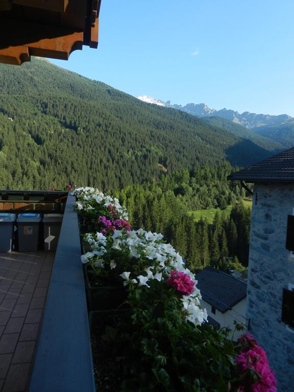 Casa Elda Apartman Isolaccia Szoba fotó